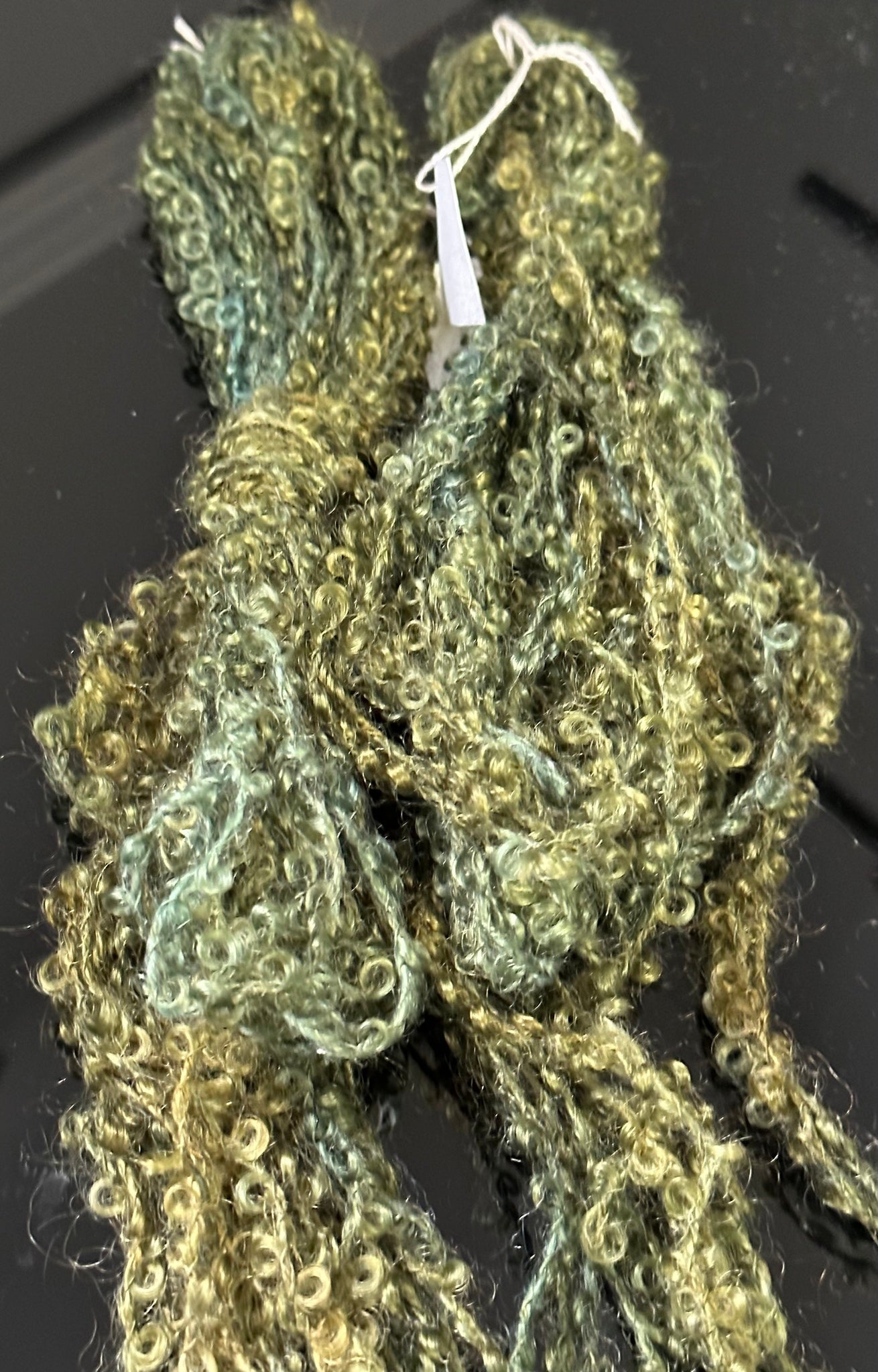 Curly Locks Moss Wool Bundle